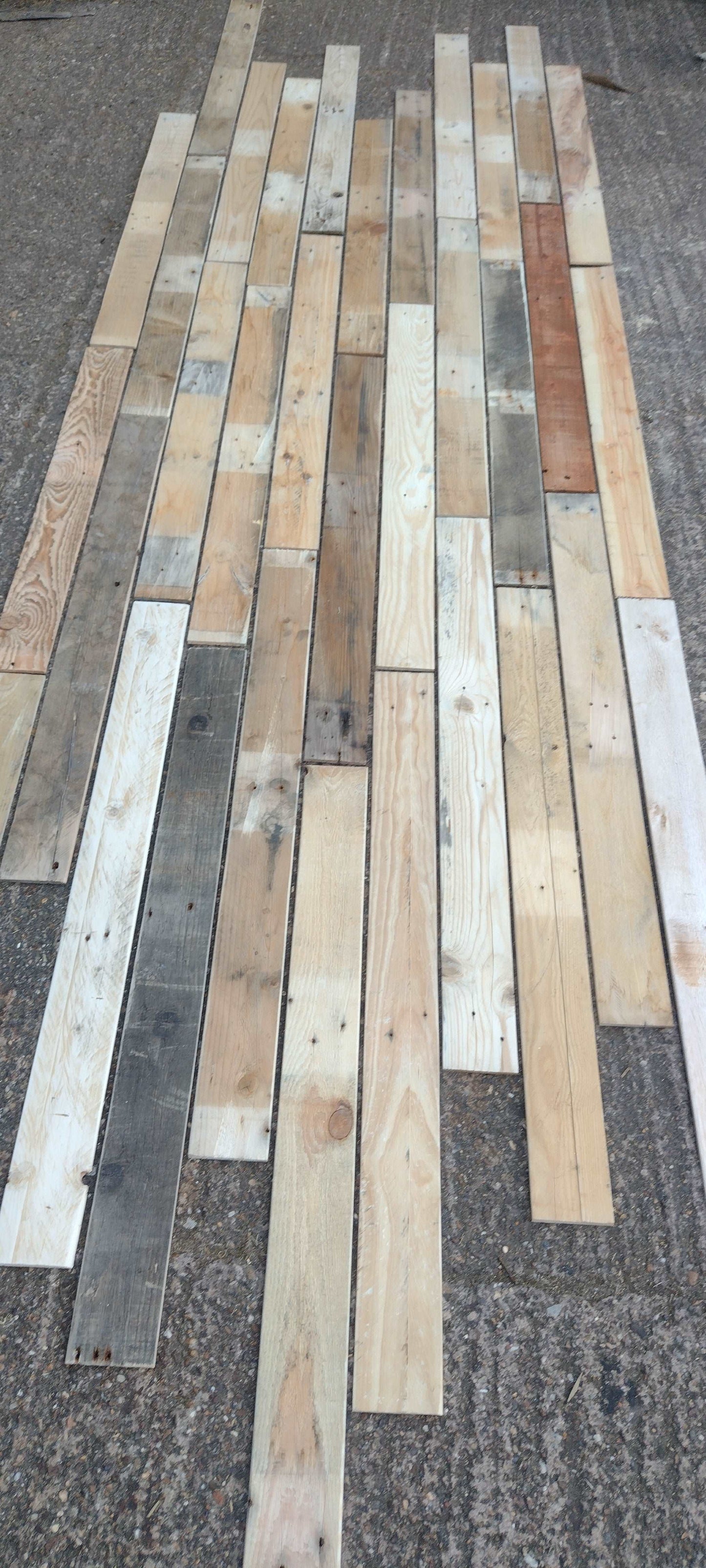 Lightweight Rustic Natural Multicoloured Pallets Boards 1 sqm Assorted planks 7mm Thickness