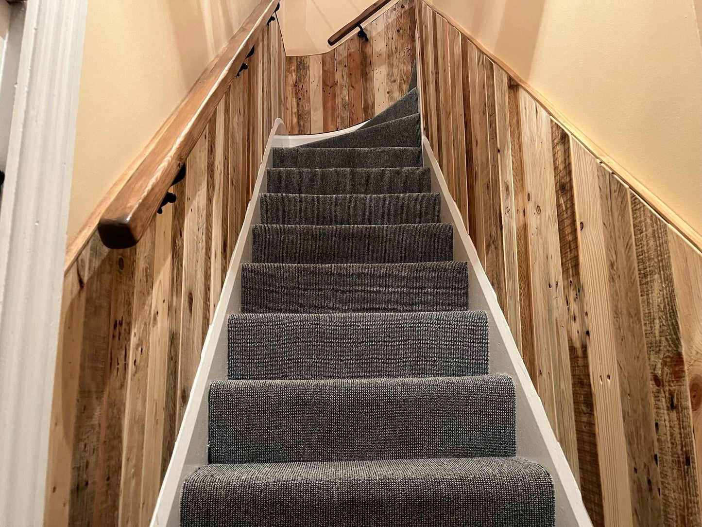 Reclaimed Wood Rustic Sanded For Decorative Cladding 10m2