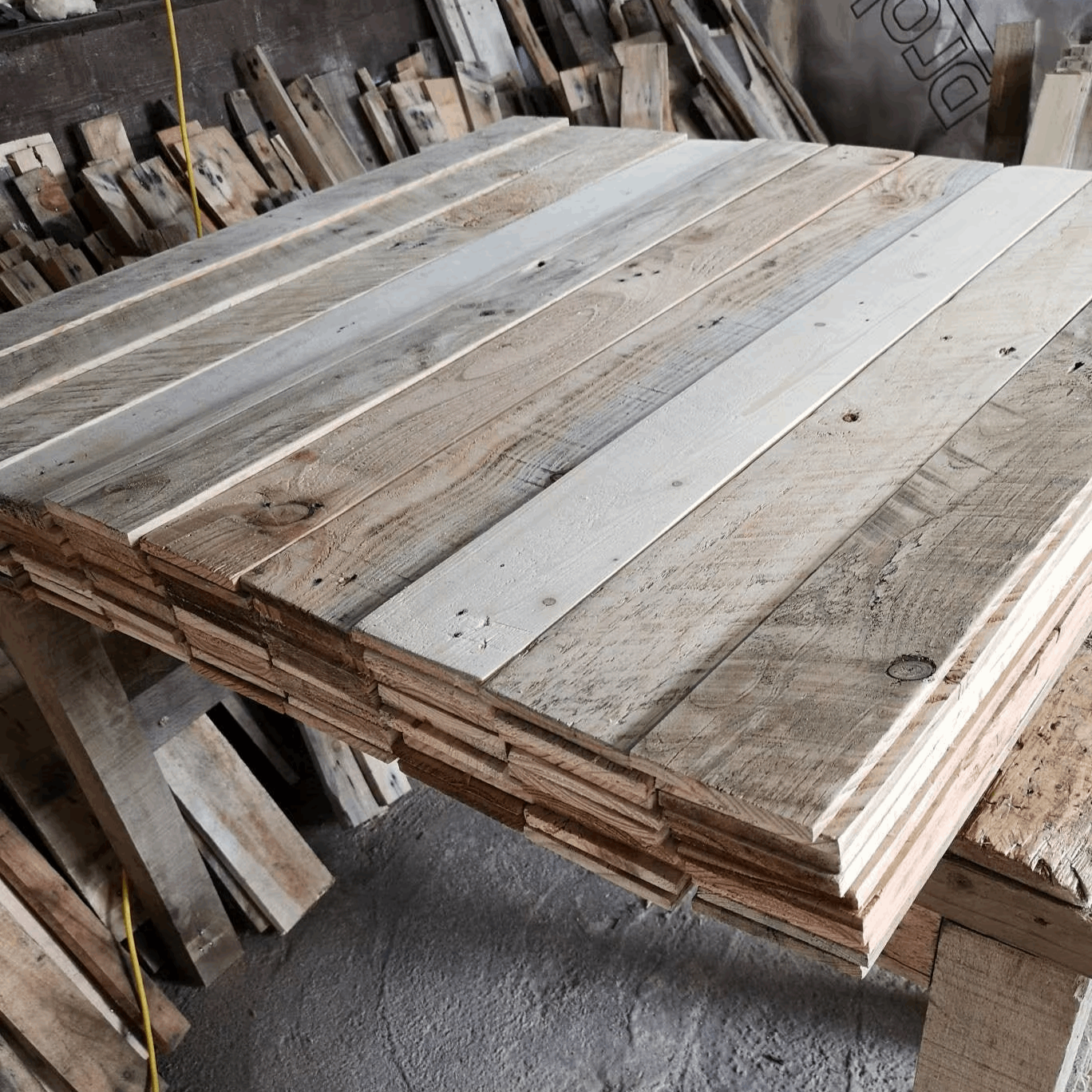 pallet wall cladding planks reclaimed wood old wood annastuffi brand anpio woods 