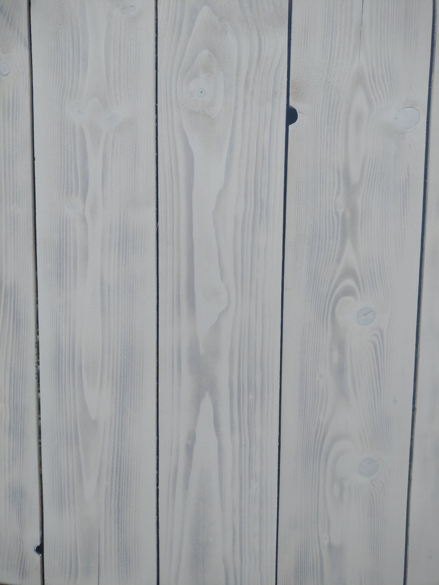 Snow Touch - Reclaimed Rustic Boards - Scaffolding Wood - Barn Wood - Pack of 1m2