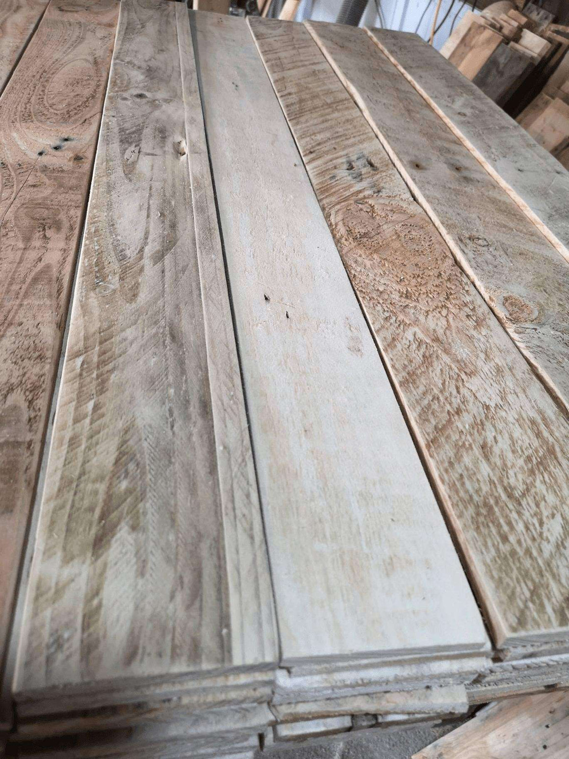 1m² Distressed Rustic Wood Wall Cladding – 100cm x 9cm Reclaimed Panels ...