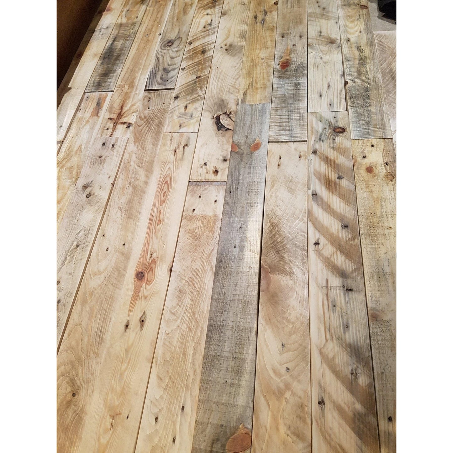 Cody Natural Brown Bulk Reclaimed Wood Wall Planks