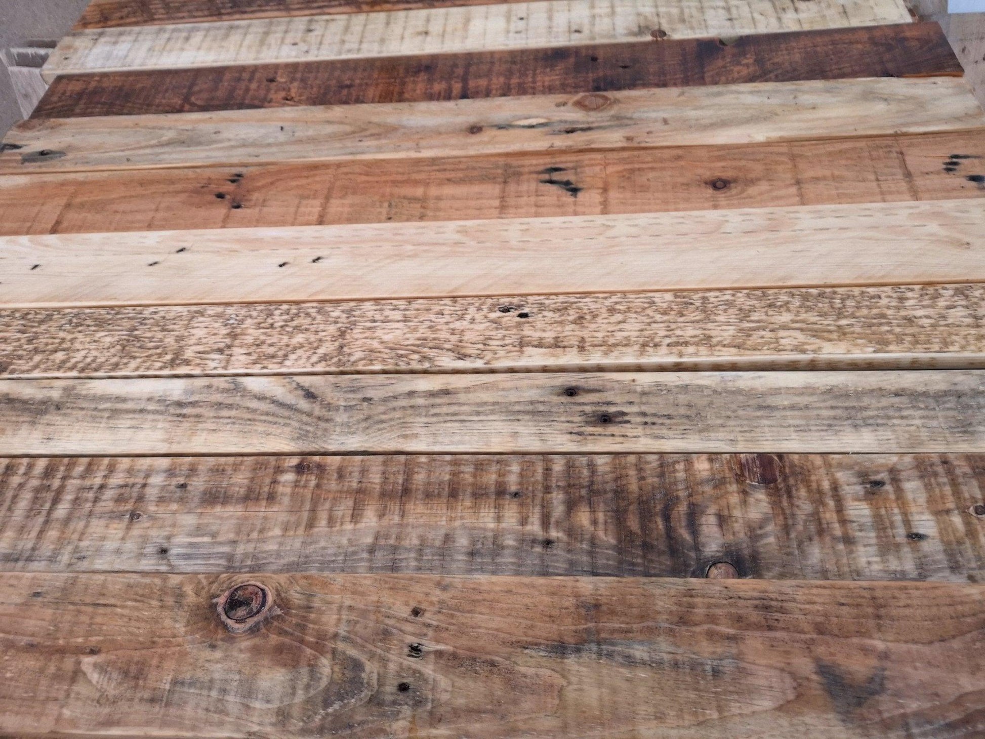 Rustic Reclaimed Wood Cladding - 1 sqm - Authentic Wood Grain - Oiled Finish - Anpio woods ltd